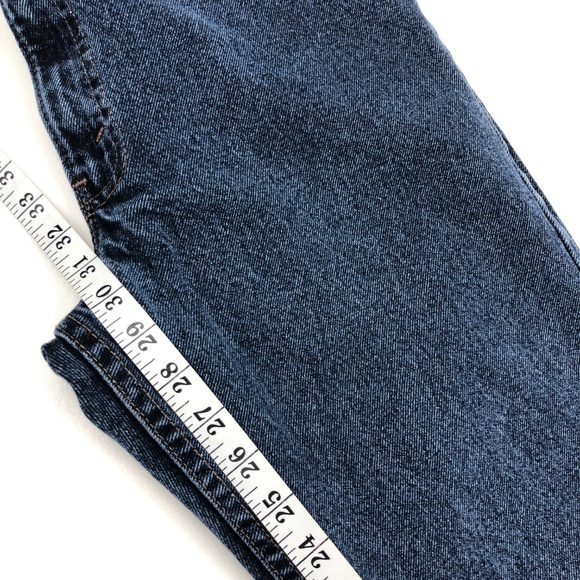 Vintage Levi’s 505 Jeans - Picture 5 of 8